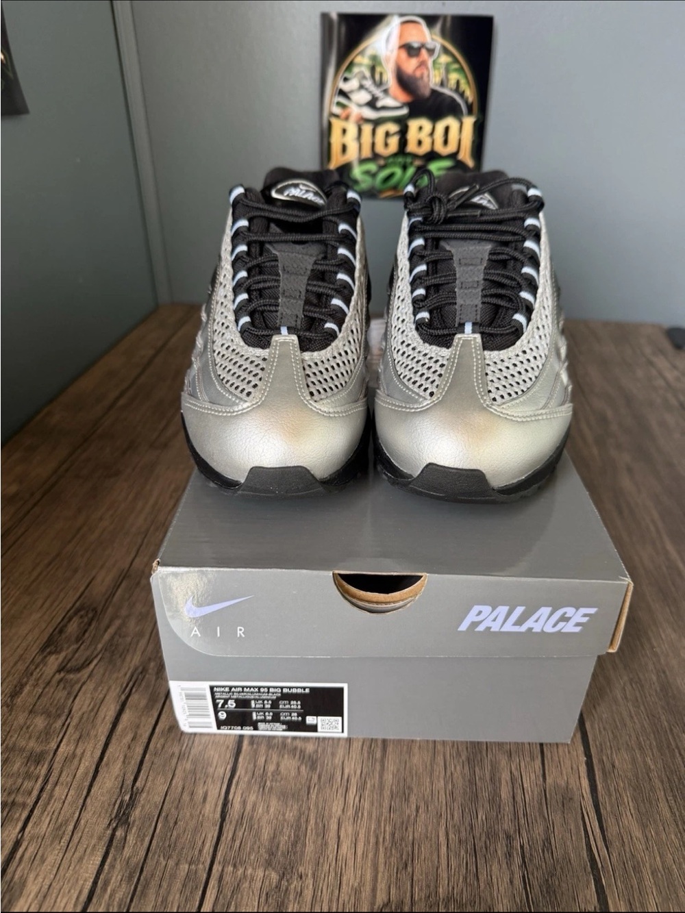 Nike Men’s Silver and Black Air Max Sneakers Palace 7.5